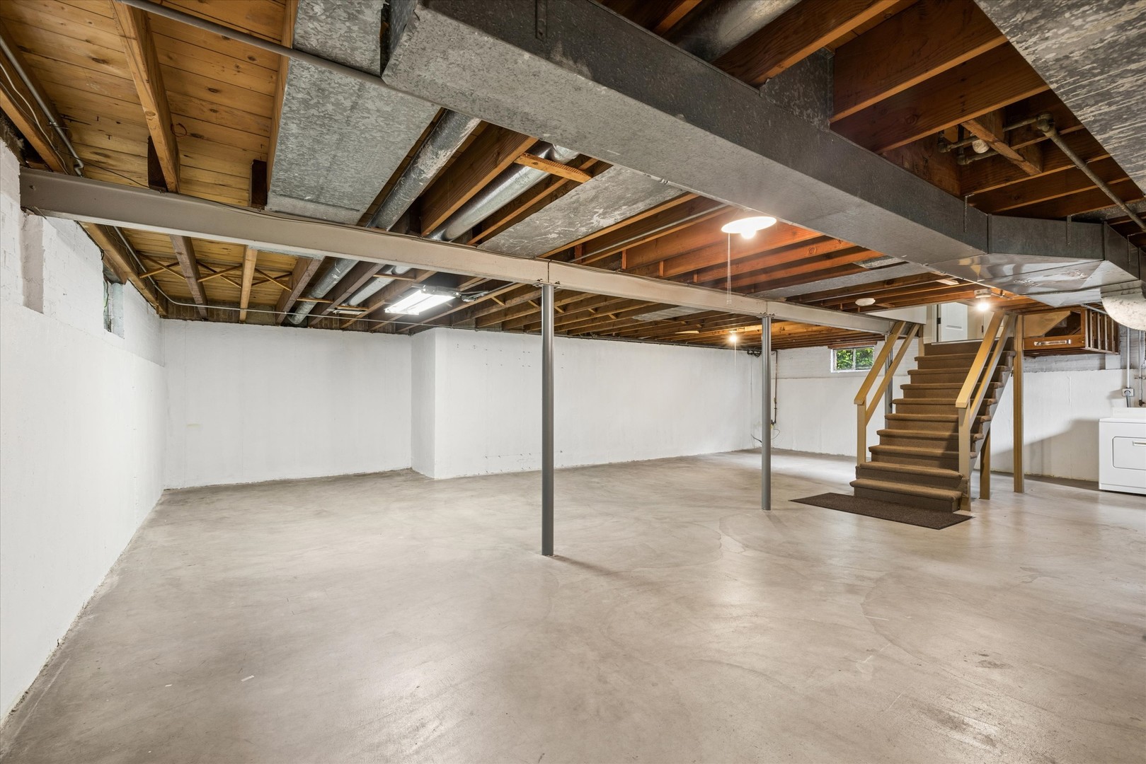 805 N Mitchell Avenue Property Photo 17