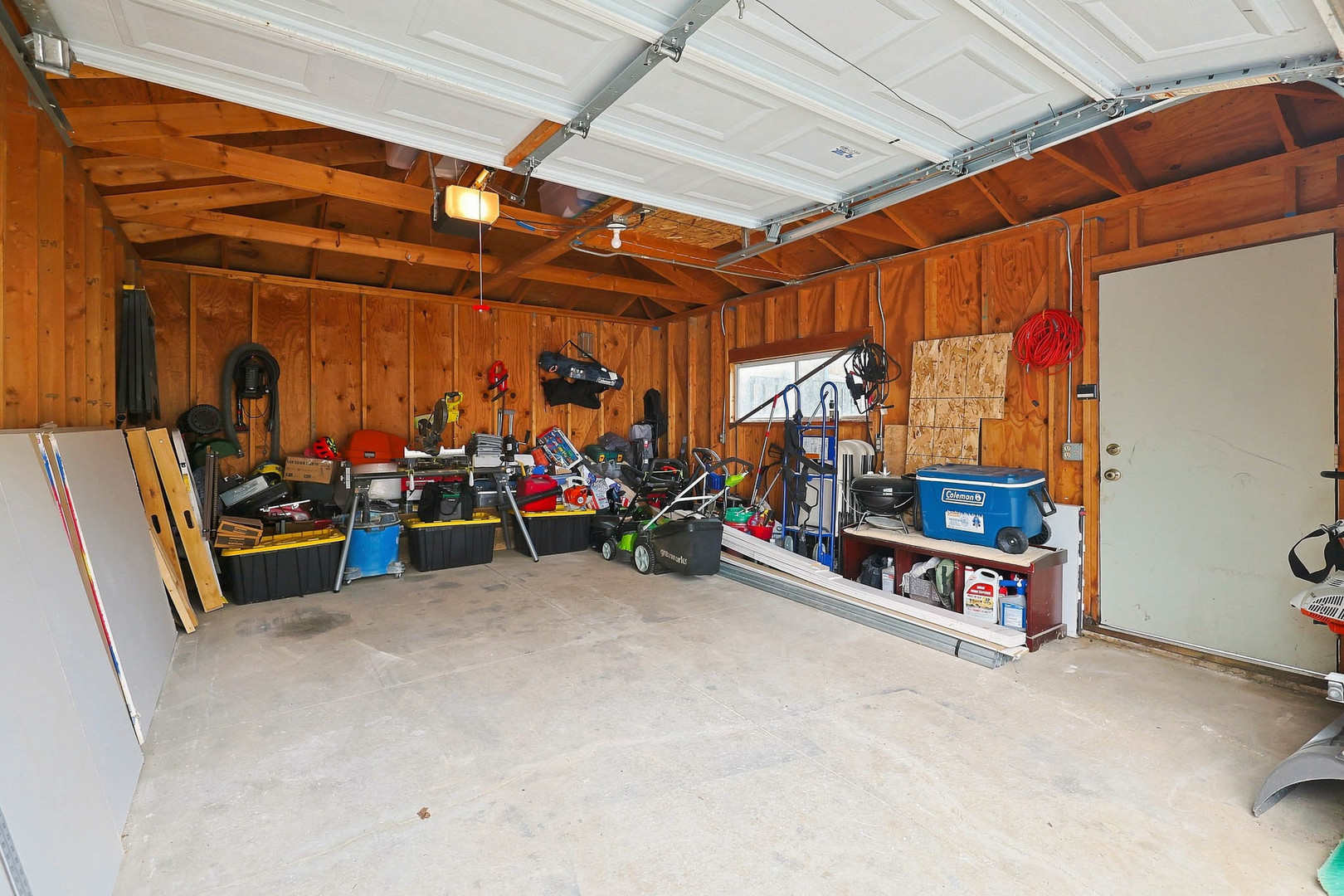 7028 N Oriole Avenue Property Photo 30