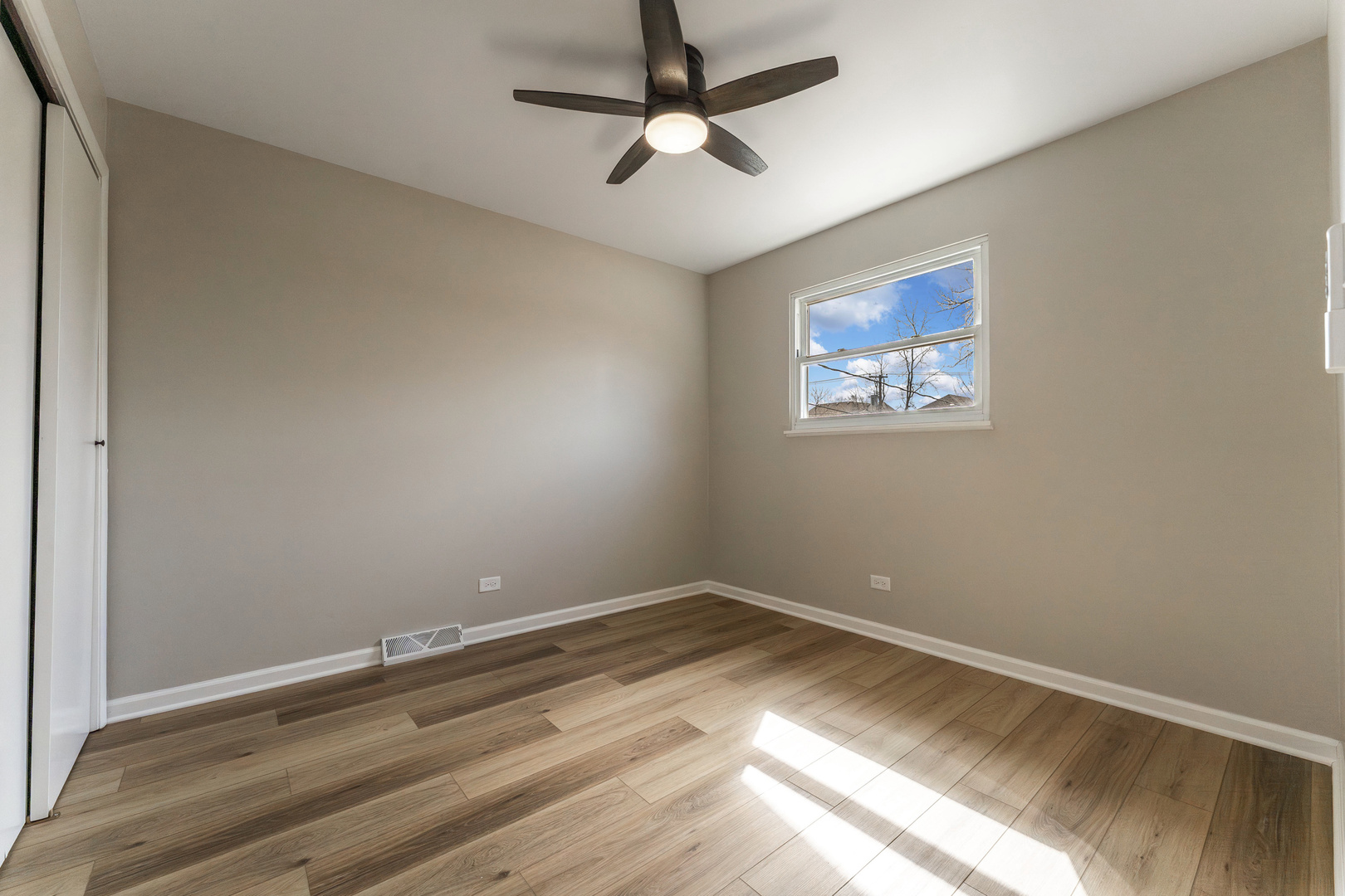 646 W Babcock Avenue Property Photo 14
