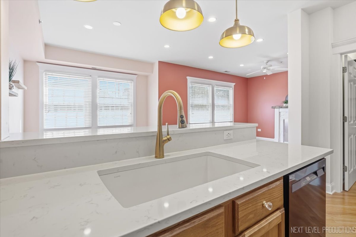 111 S 5th Avenue E Property Photo 8