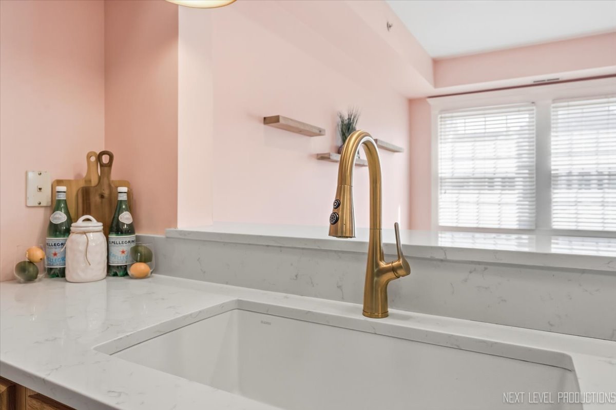 111 S 5th Avenue E Property Photo 9