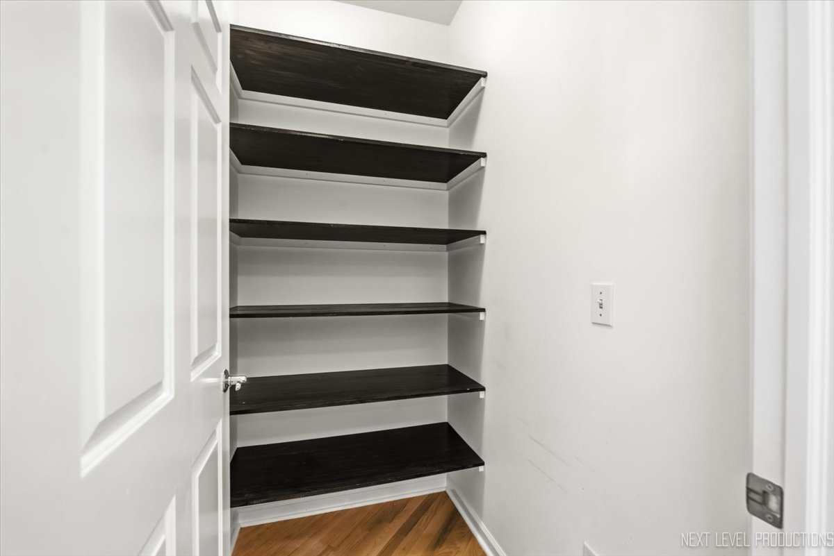 111 S 5th Avenue E Property Photo 10