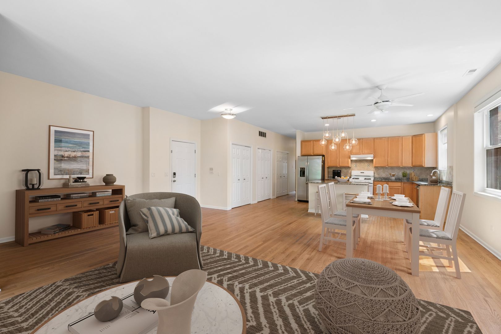 4149 N Kenmore Avenue 2s Property Photo 5