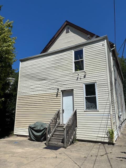621 Helmholz Avenue Property Photo 3