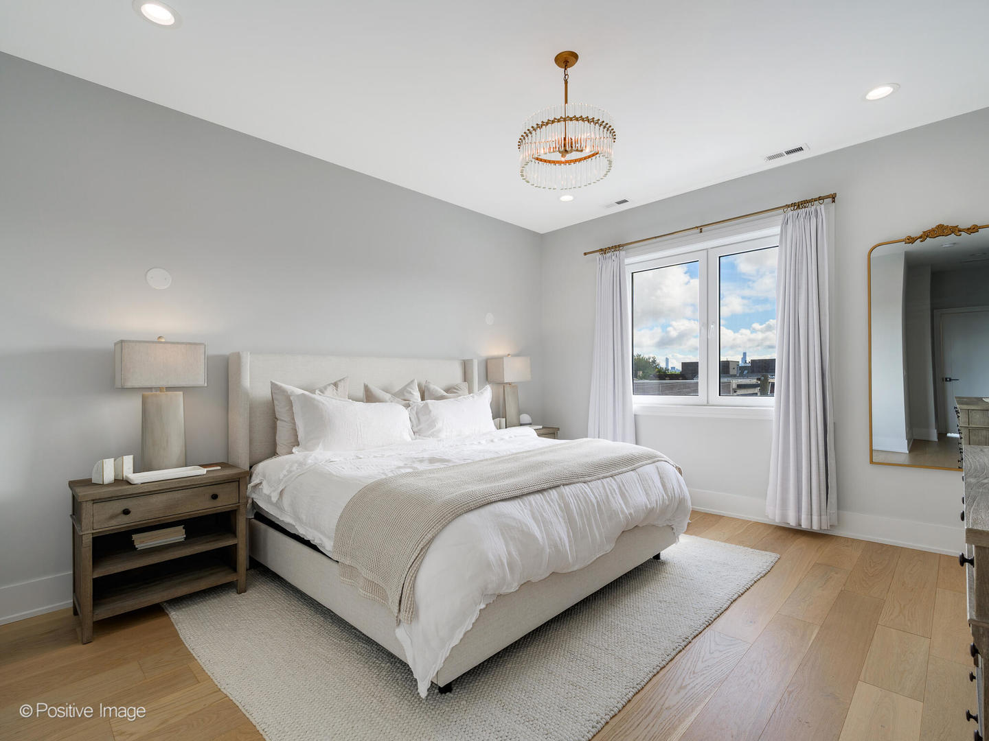 1511 W Irving Park Road 4e Property Photo 11