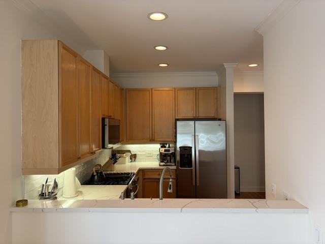 1518 N Sedgwick Street B Property Photo 8