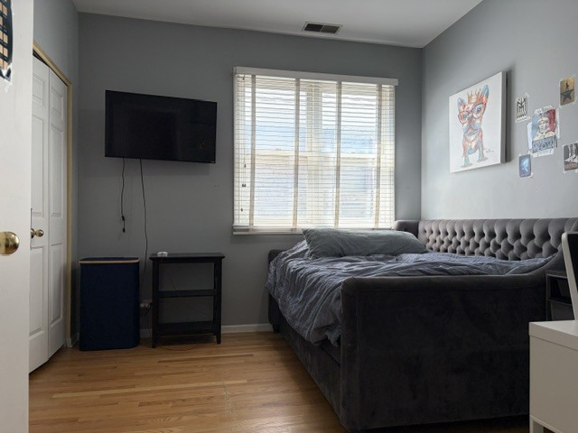 1518 N Sedgwick Street B Property Photo 11