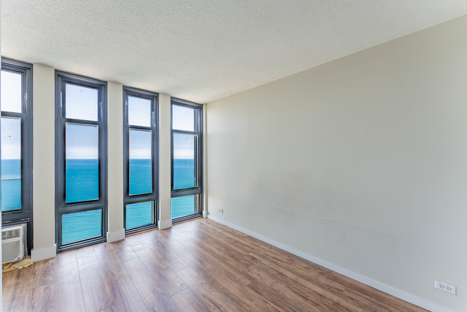 6700 S South Shore Drive 25k Property Photo 10