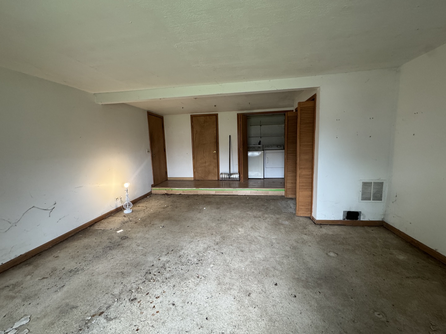 520 E Prairie Avenue Property Photo 13