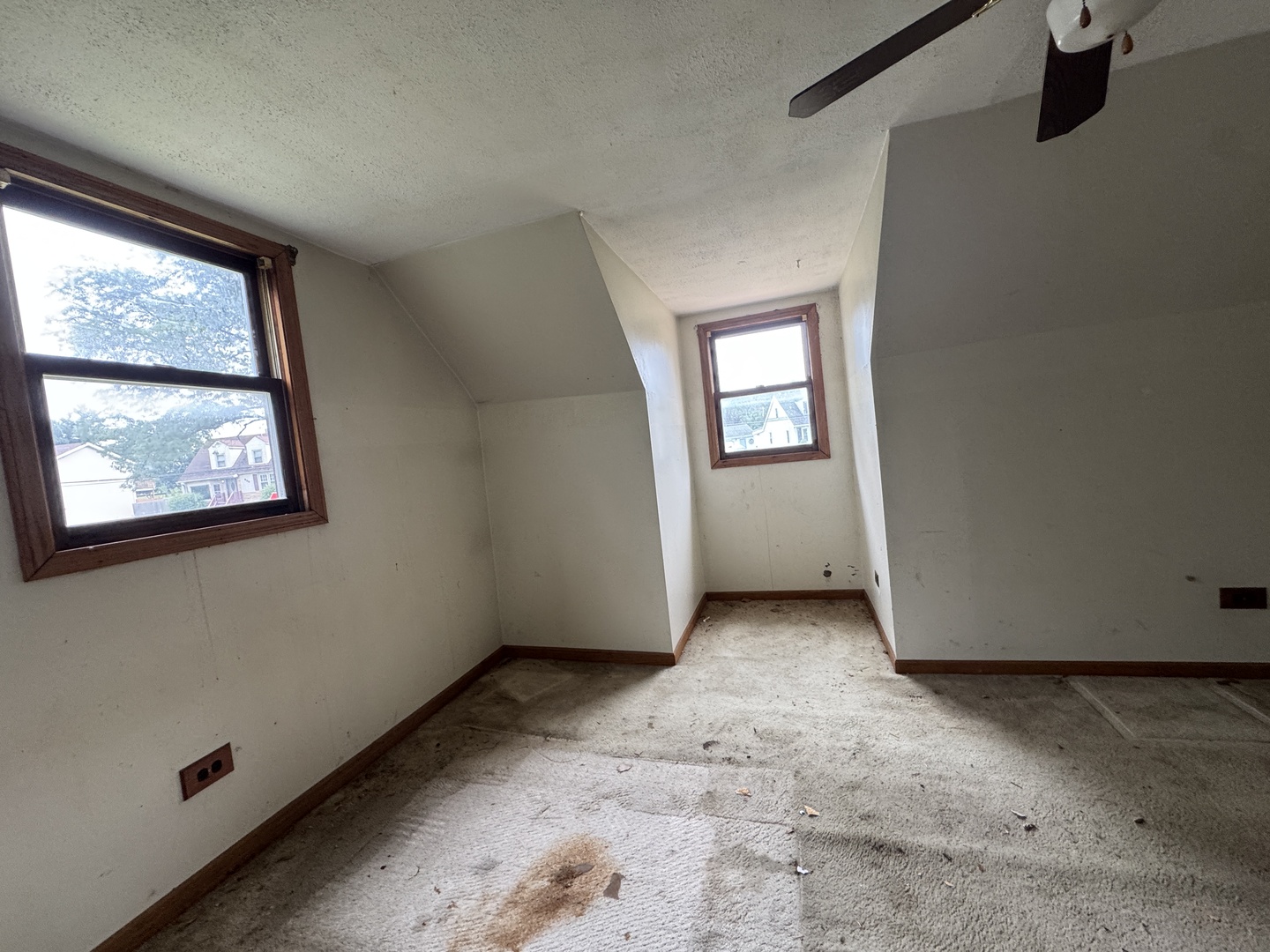 520 E Prairie Avenue Property Photo 19