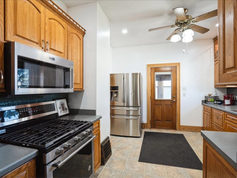704 14th Avenue Property Photo 15