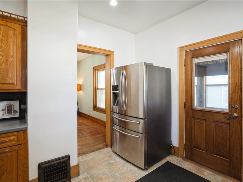 704 14th Avenue Property Photo 16