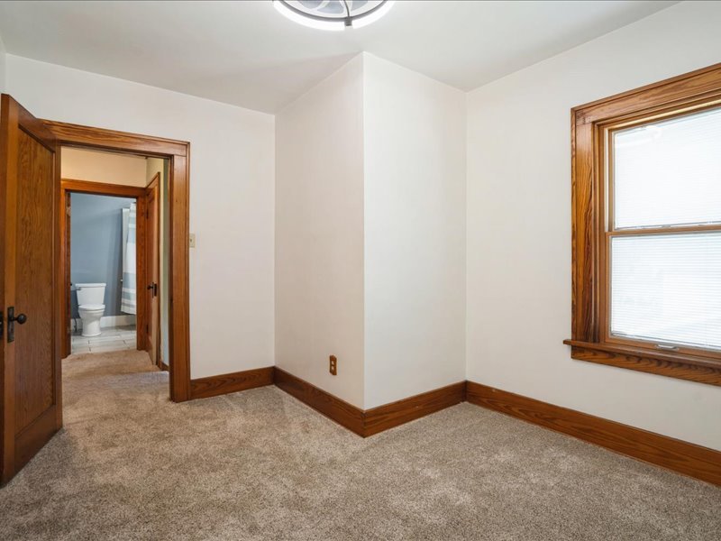 704 14th Avenue Property Photo 18
