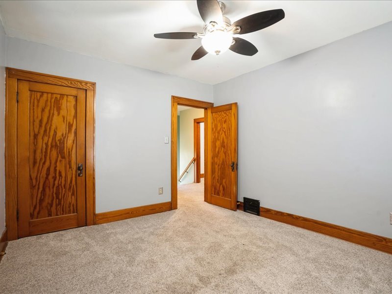 704 14th Avenue Property Photo 23