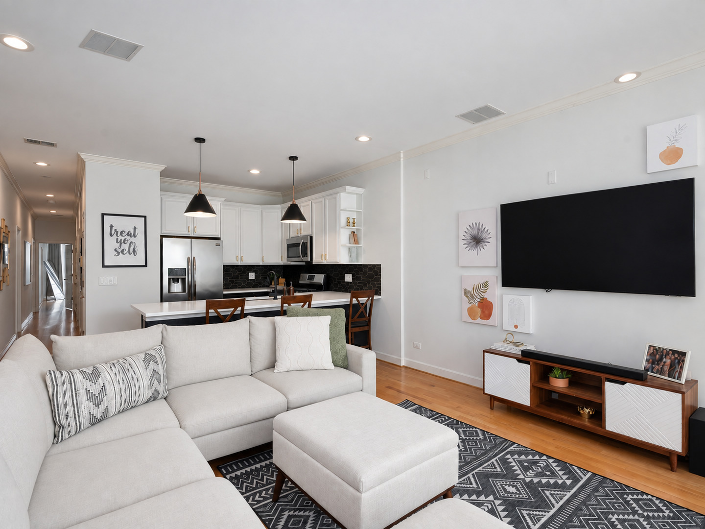 929 N Damen Avenue 2 Property Photo 10