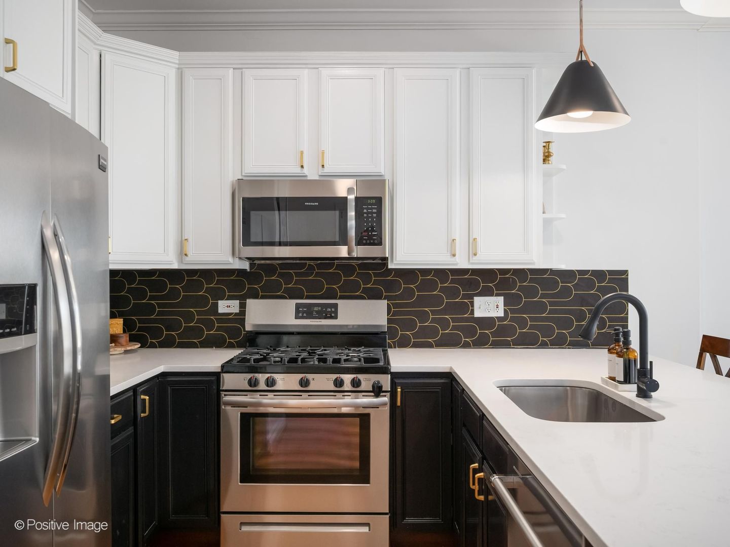 929 N Damen Avenue 2 Property Photo 14