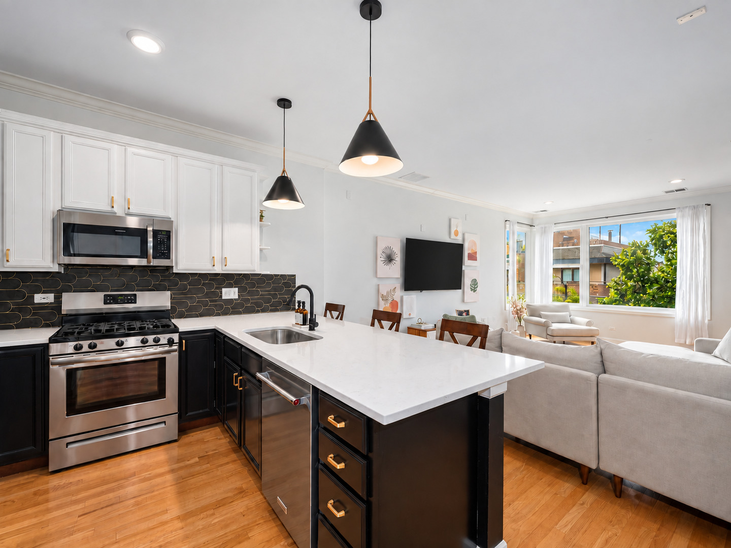 929 N Damen Avenue 2 Property Photo 15