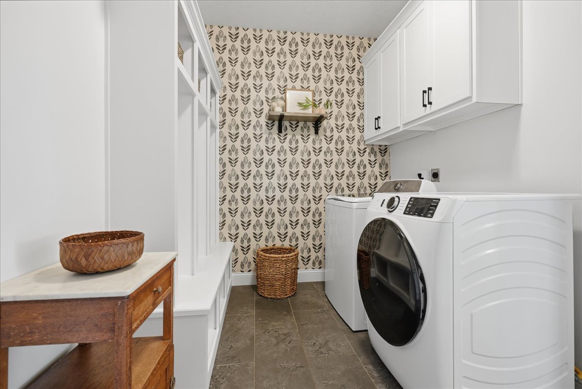 5160 Dasher Drive Property Photo 23