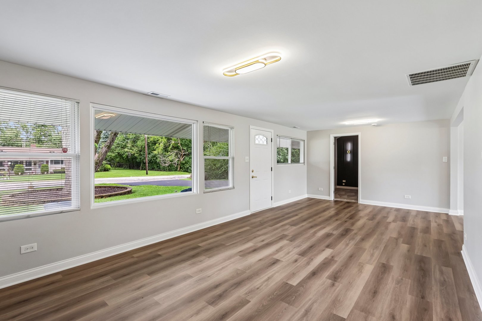 4411 177th Place Property Photo 7