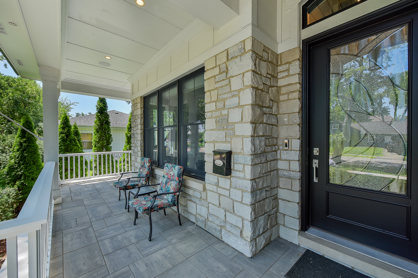 625 N Loomis Street Property Photo 3