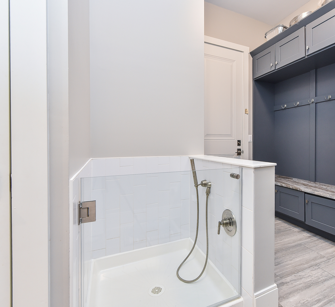 625 N Loomis Street Property Photo 18