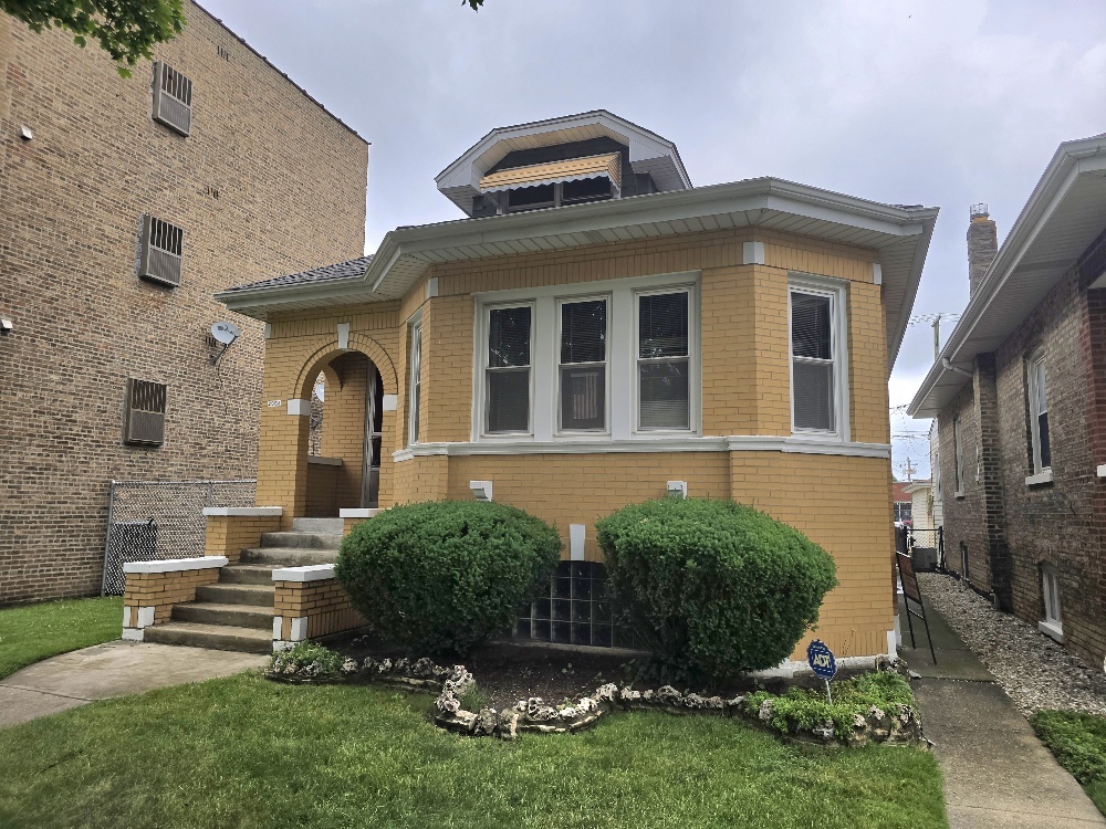 2953 N Parkside Avenue Property Photo 3