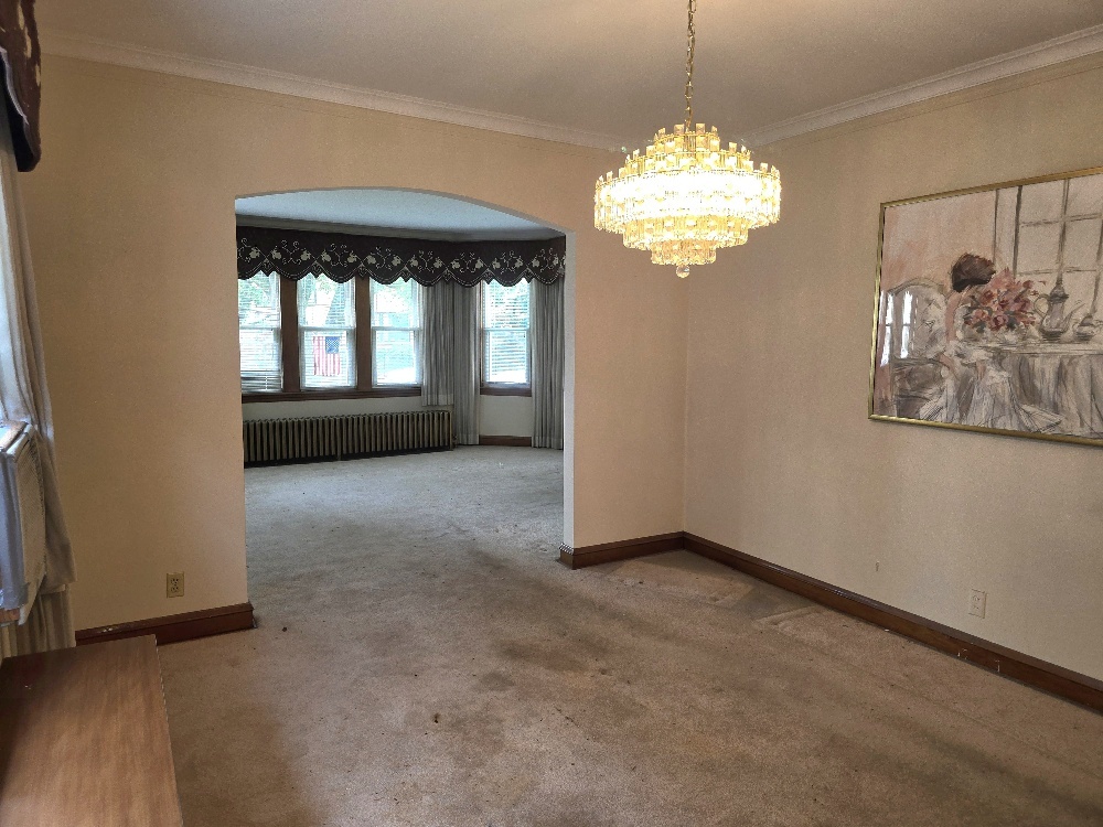 2953 N Parkside Avenue Property Photo 8