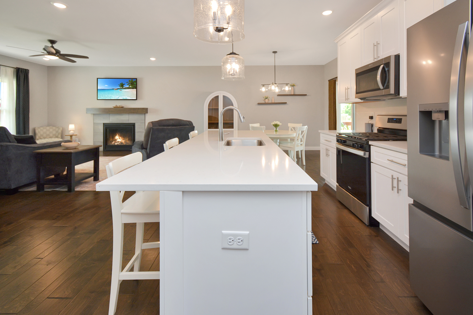 17 Fedor Circle Property Photo 4