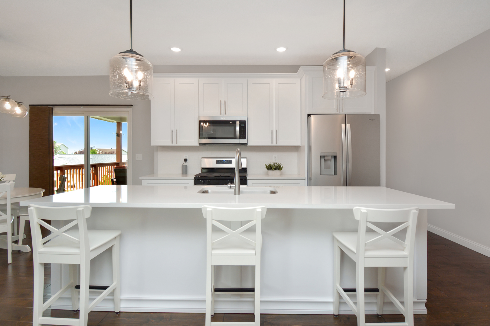 17 Fedor Circle Property Photo 5