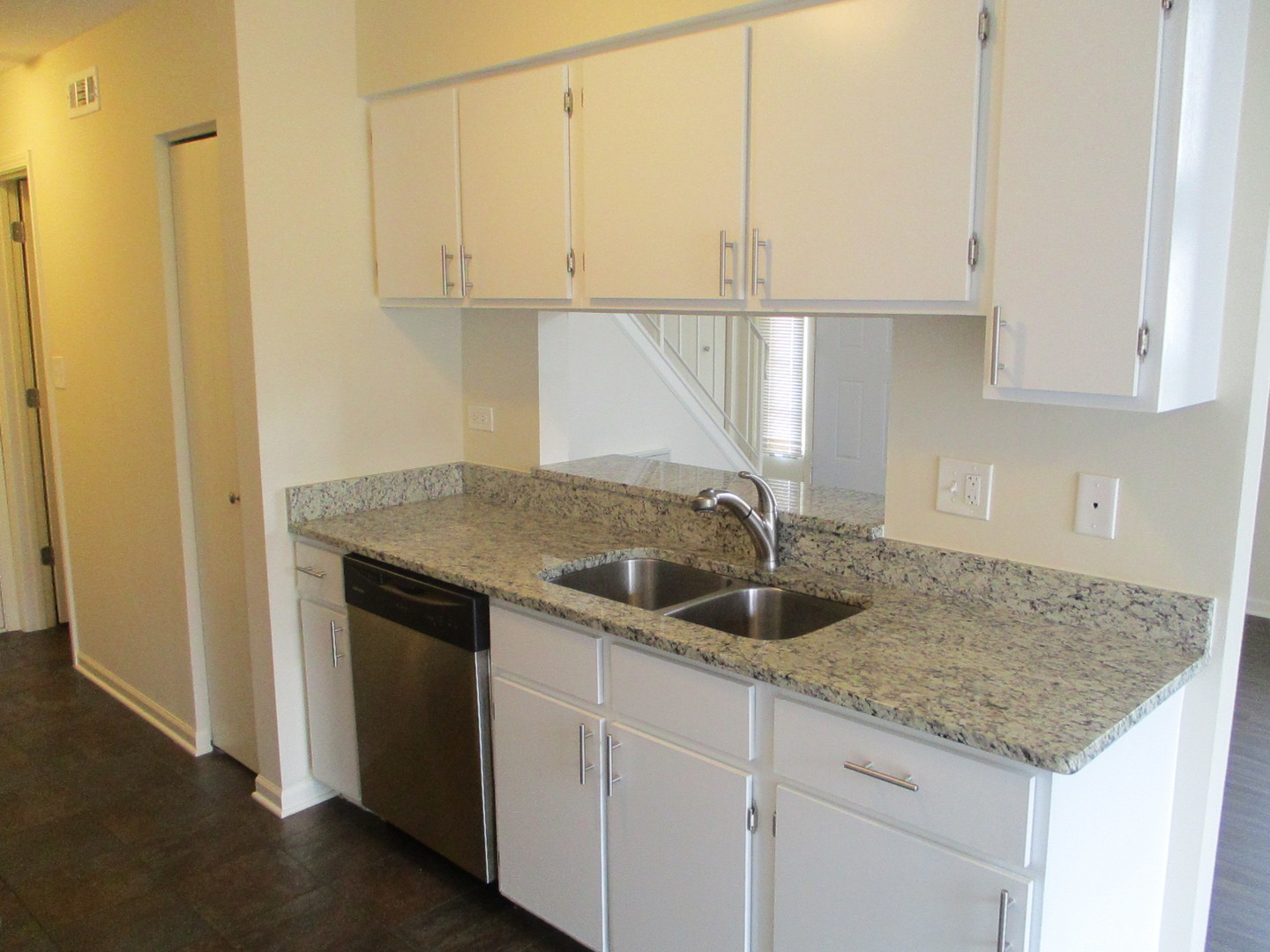 203 Teak Lane Property Photo 8