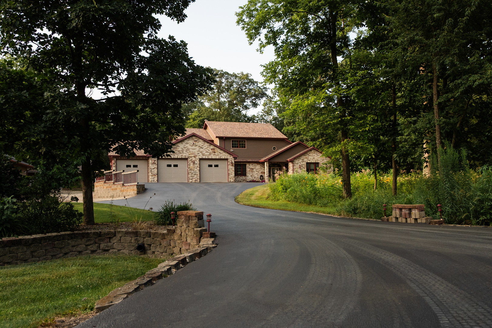 4746 S Knoll Road Property Photo