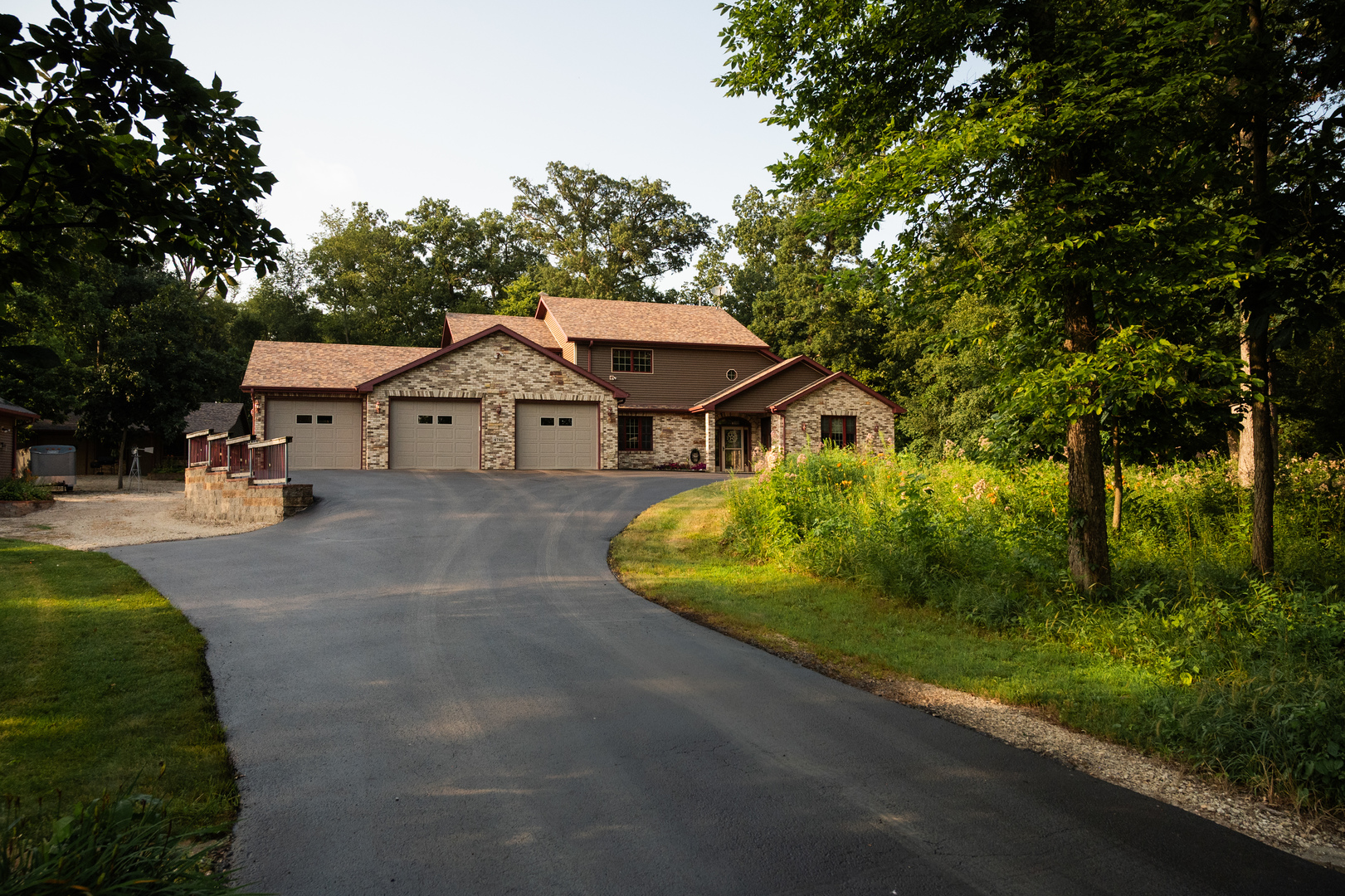 4746 S Knoll Road Property Photo 2