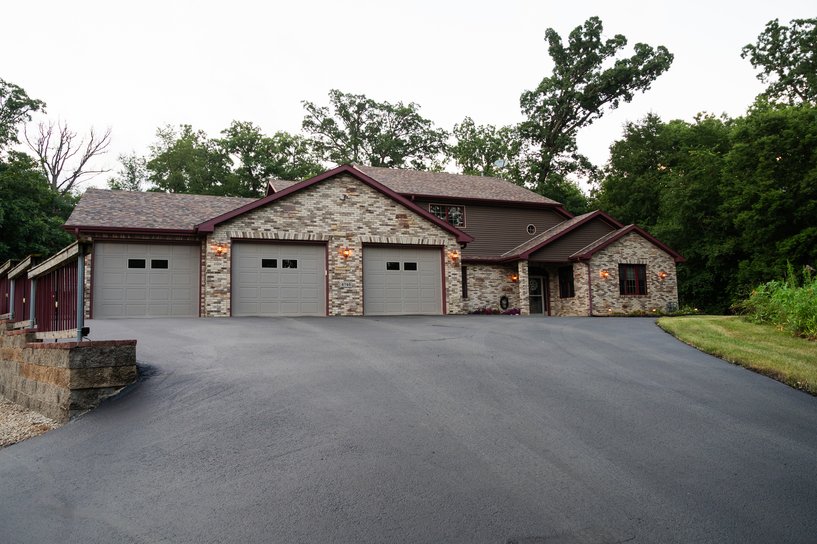 4746 S Knoll Road Property Photo 5