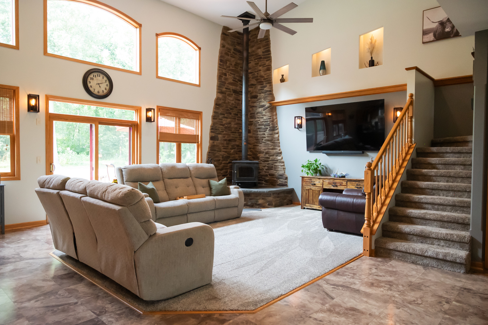 4746 S Knoll Road Property Photo 12