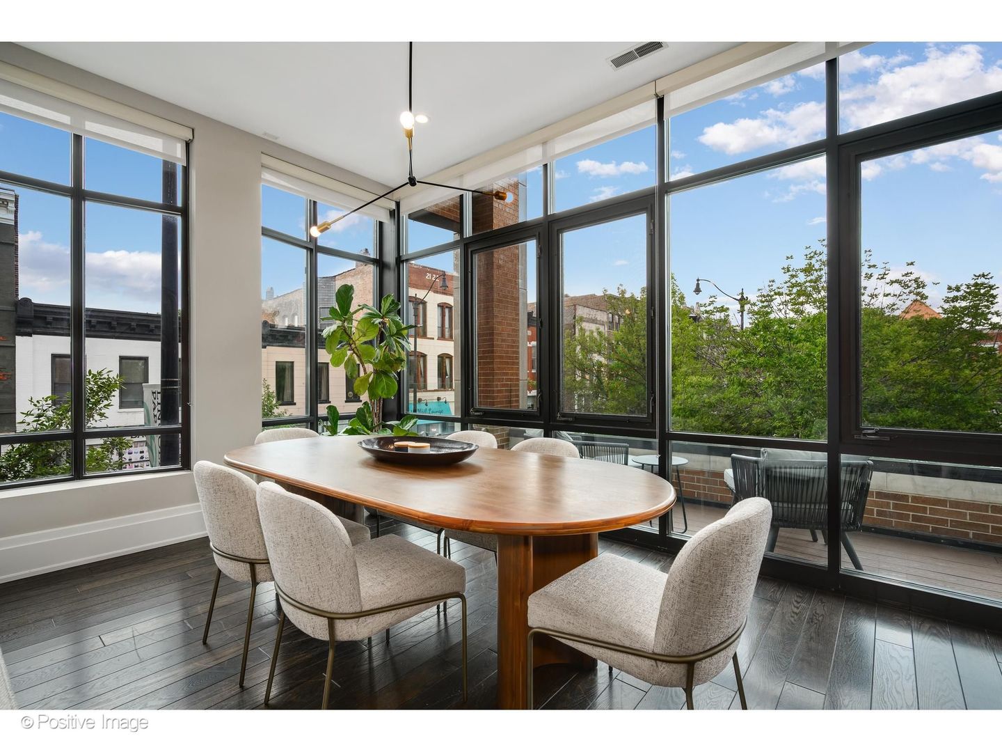 2117 N Halsted Street Ph Property Photo 6