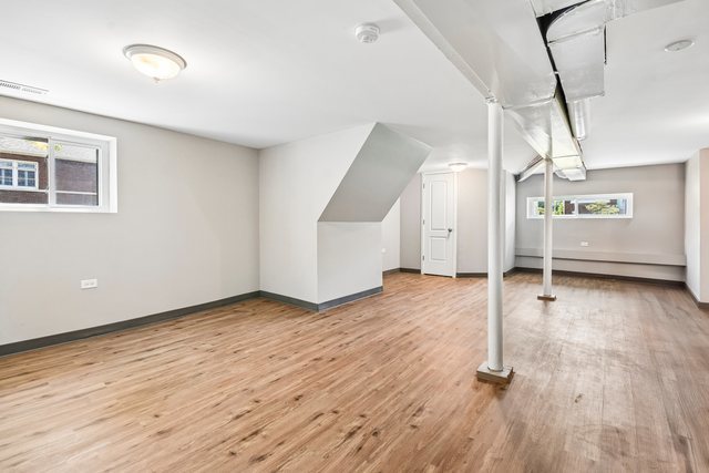 2447 Oak Park Avenue Property Photo 17