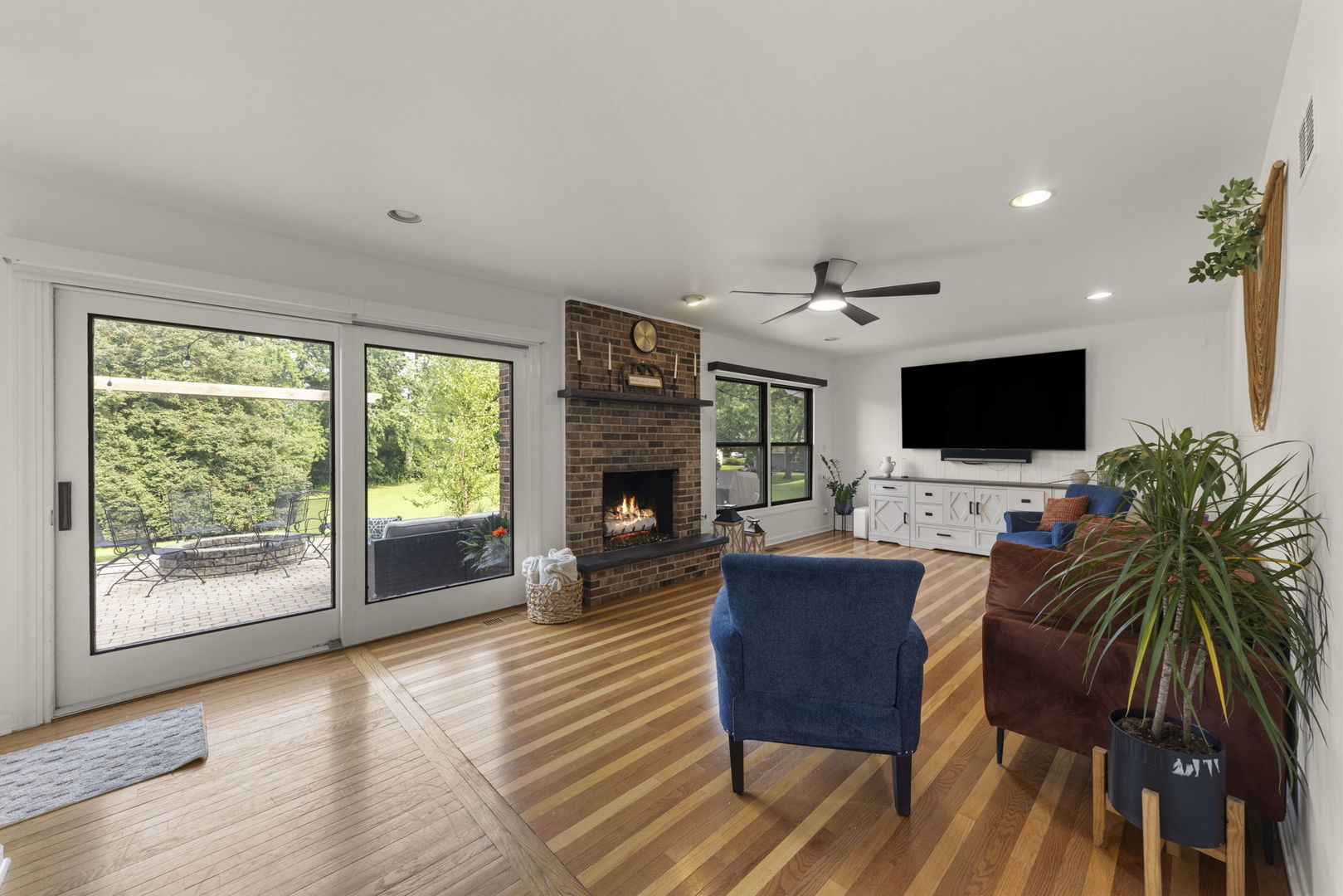 6s165 Lakewood Drive Property Photo 13