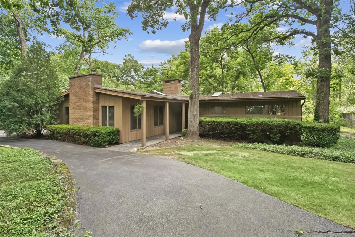 1161 Valley Road Property Photo 3