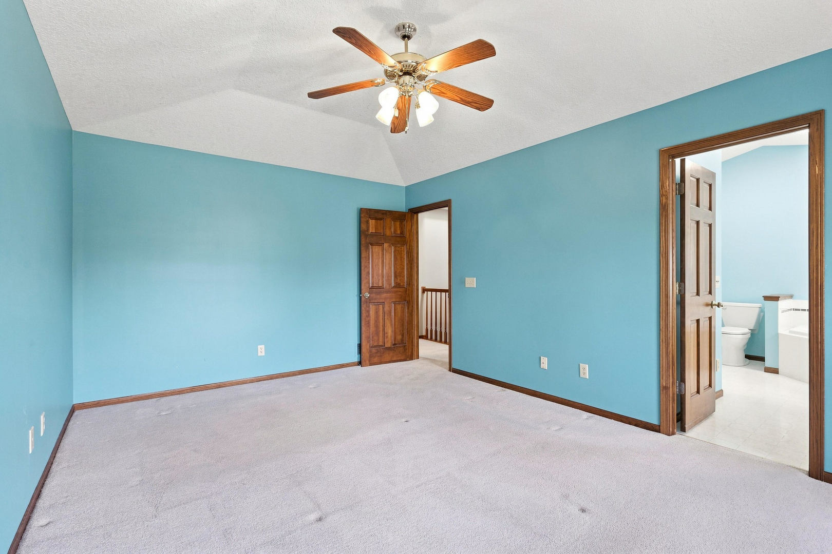 1050 W Davies Court Property Photo 25