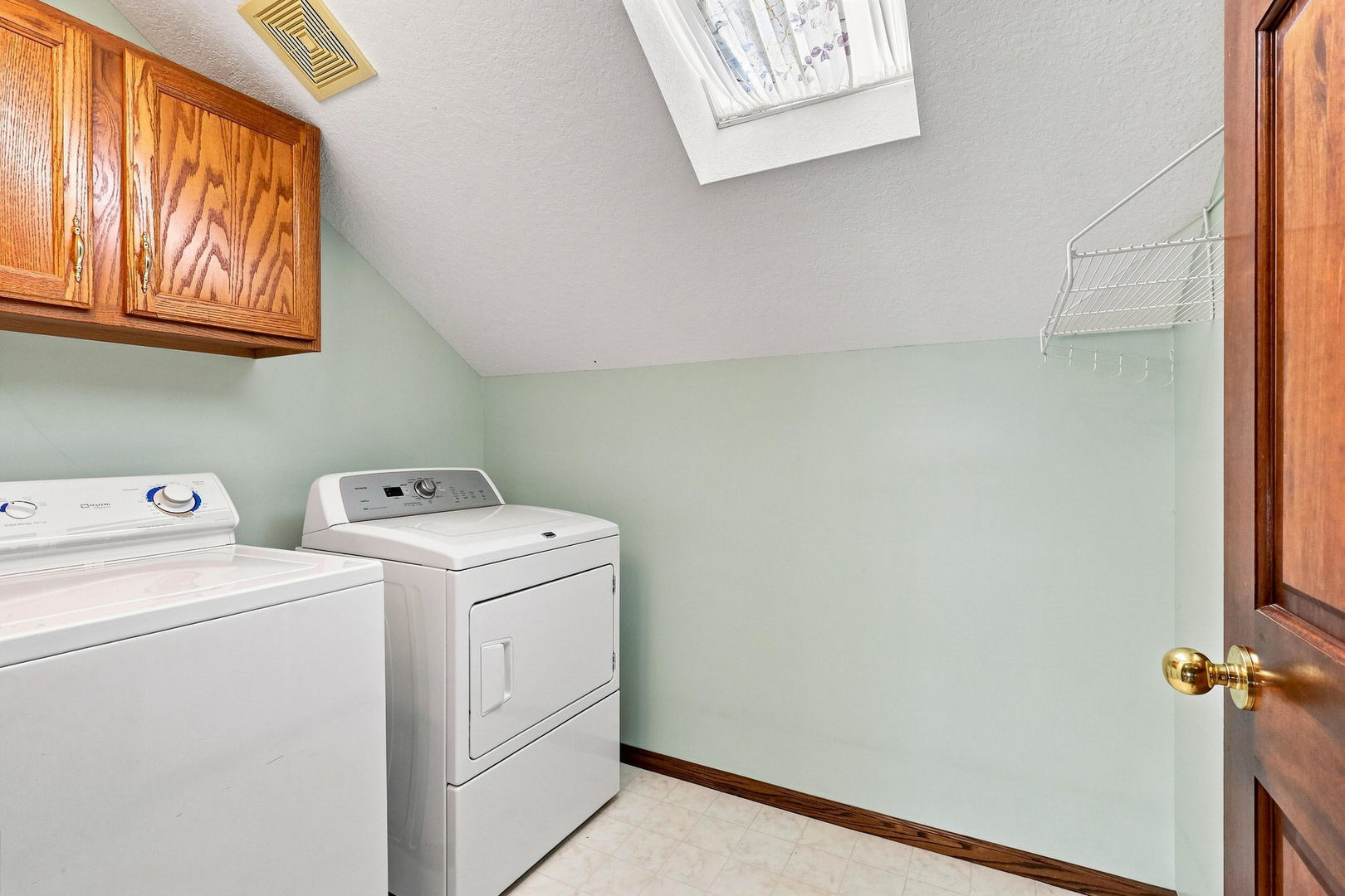 1050 W Davies Court Property Photo 33