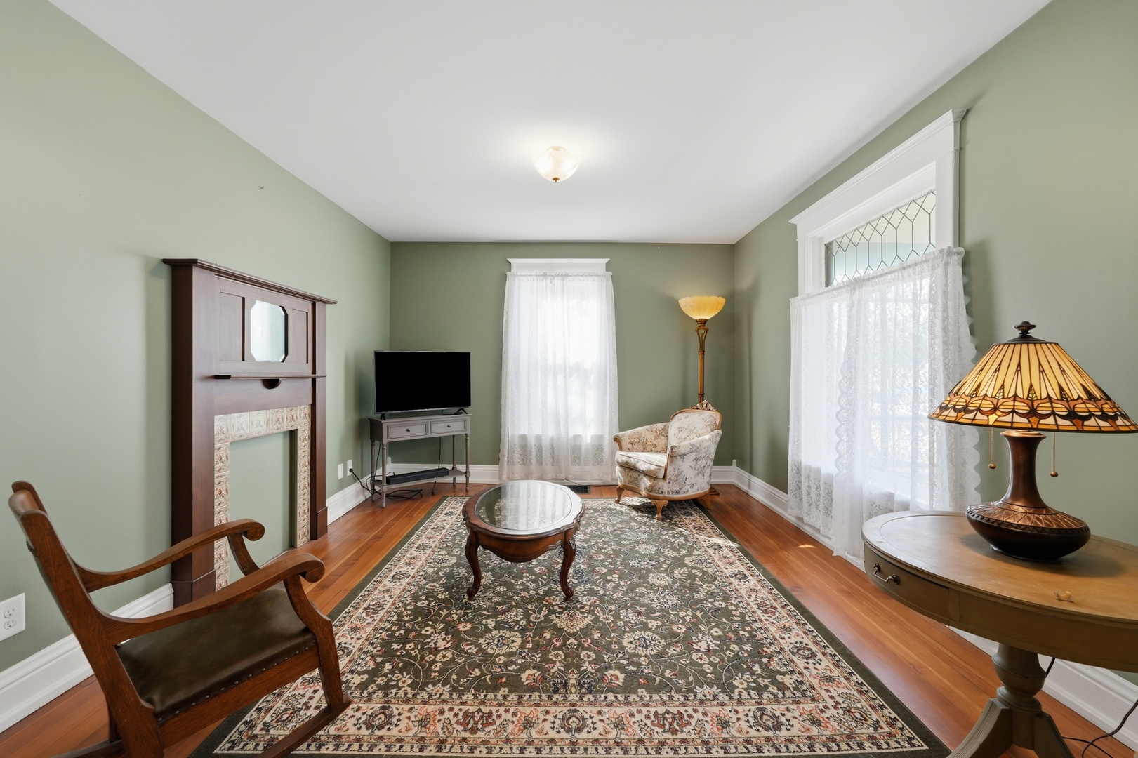 315 Forest Avenue Property Photo 5