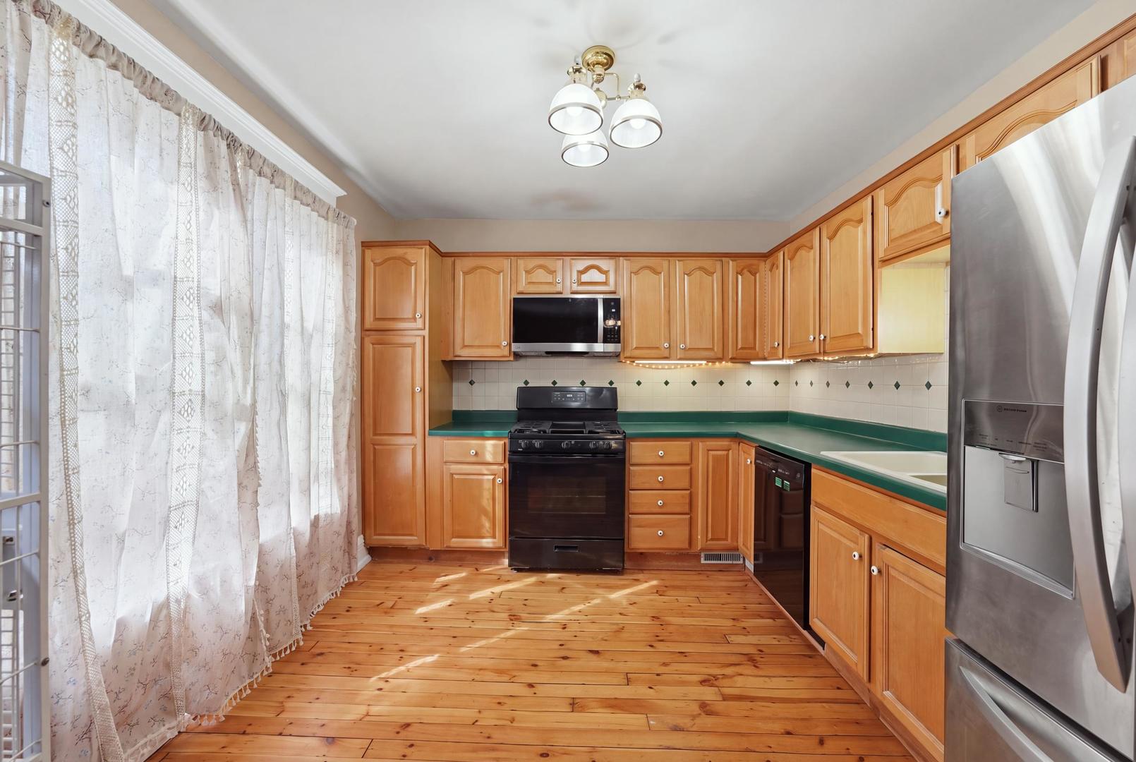 315 Forest Avenue Property Photo 12