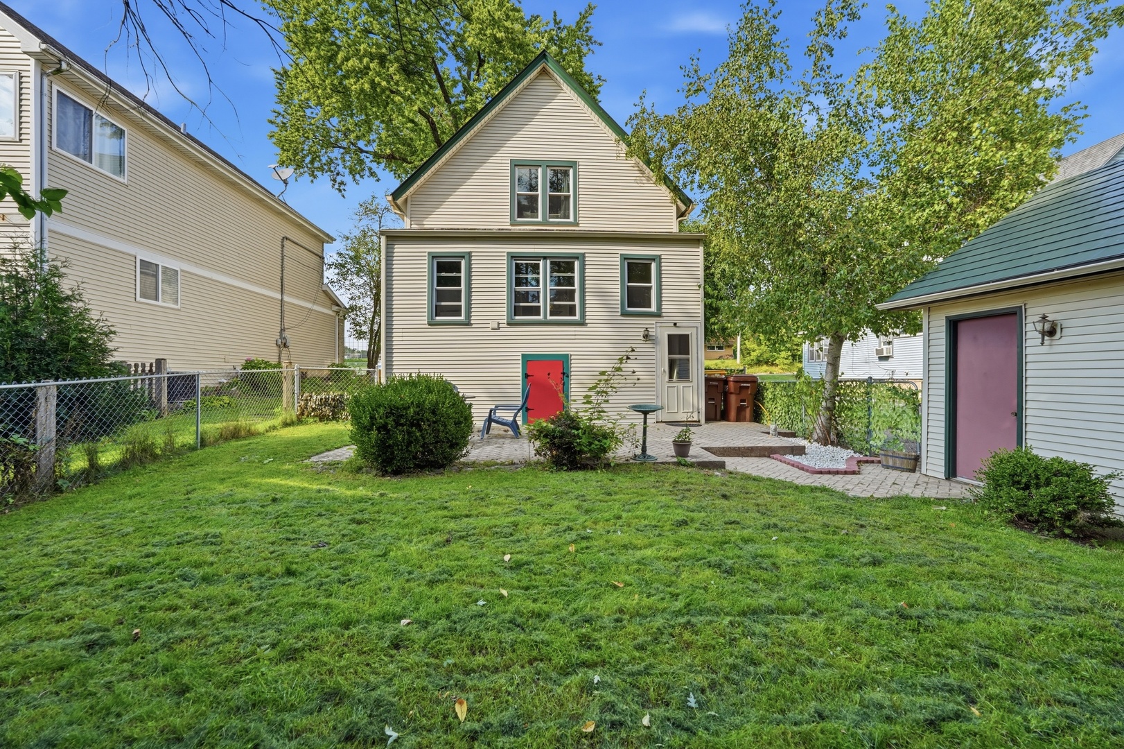 315 Forest Avenue Property Photo 25