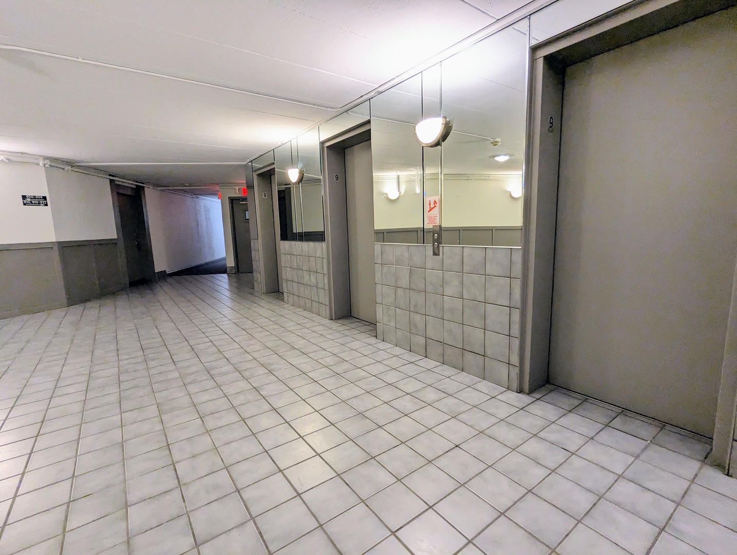 1 Renaissance Place 911 Property Photo 3