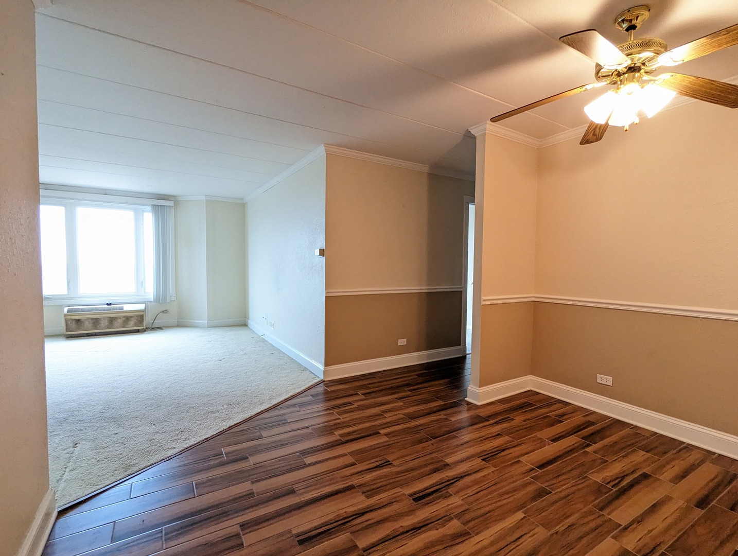 1 Renaissance Place 911 Property Photo 4