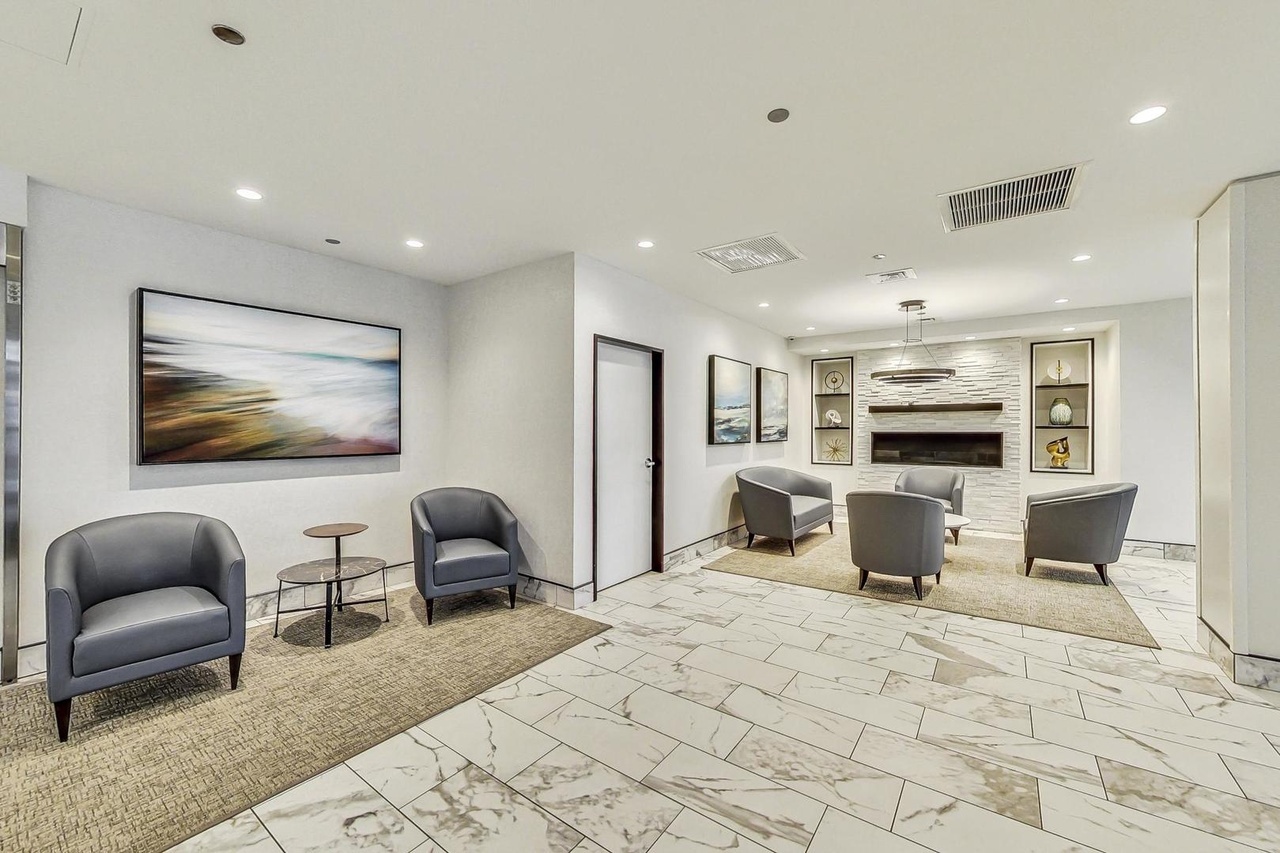 474 N Lake Shore Drive 3102 Property Photo 2