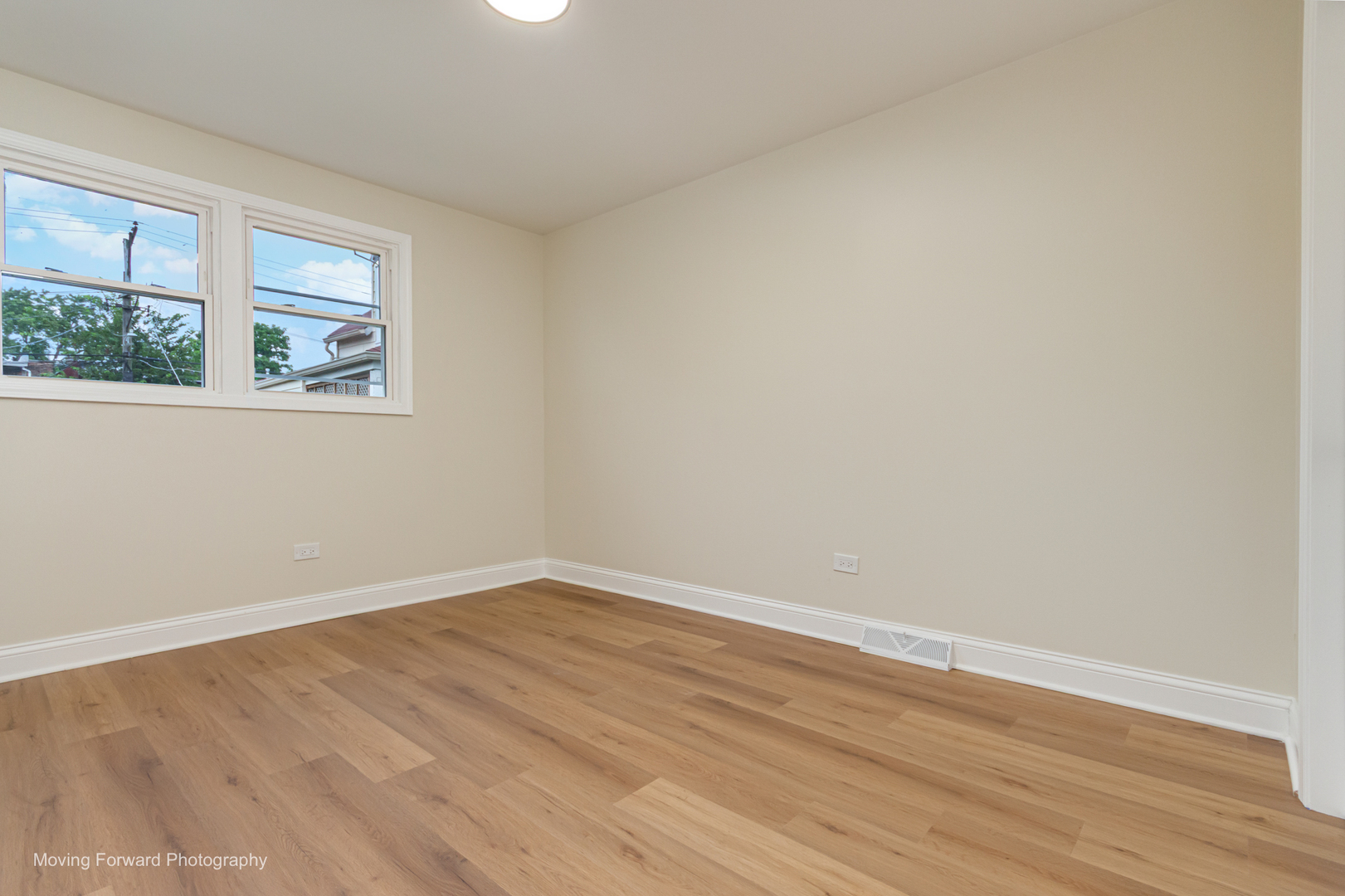 6226 S Elizabeth Street Property Photo 10