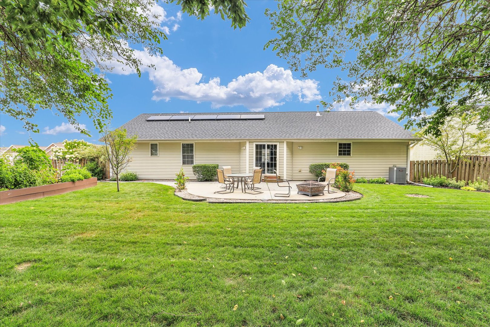 2509 N Skyline Drive Property Photo 7