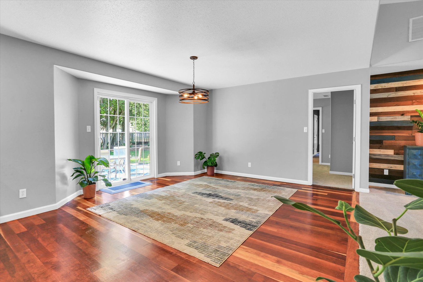 2509 N Skyline Drive Property Photo 18