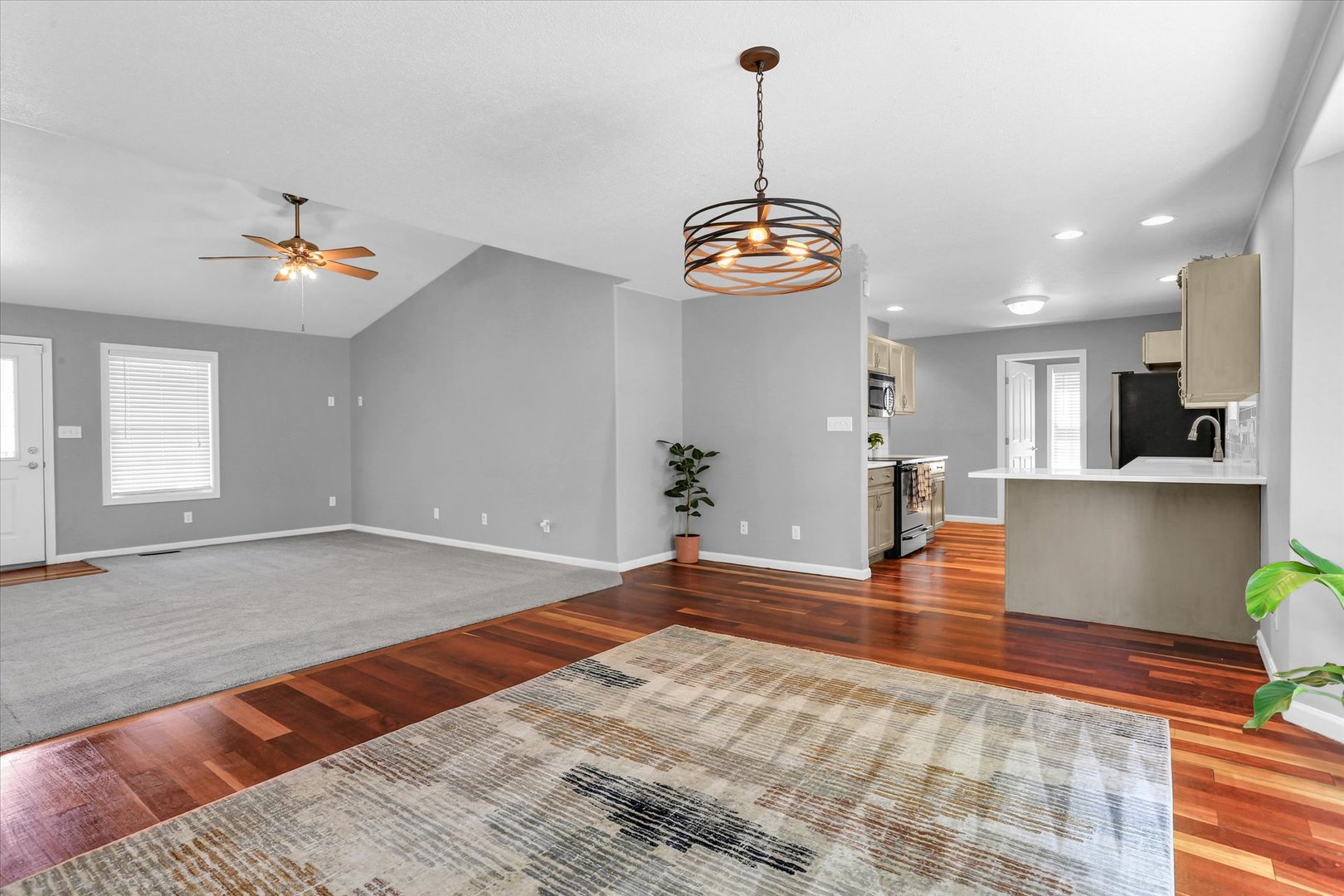 2509 N Skyline Drive Property Photo 20